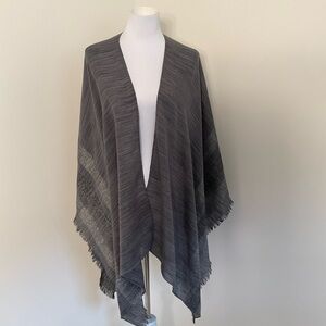 NWT Liz Claiborne Gray and Silver Shawl